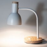 Bordlampe Berlin, fleksibel arm, trefot, 1,8m ledning, max 20W
