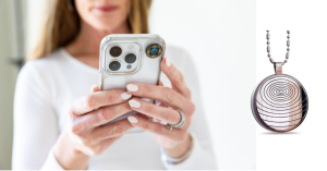 EMF klistremerke og anheng